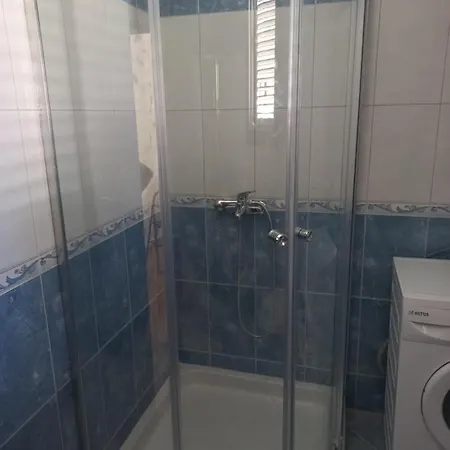 Bushaj * Vlorë
